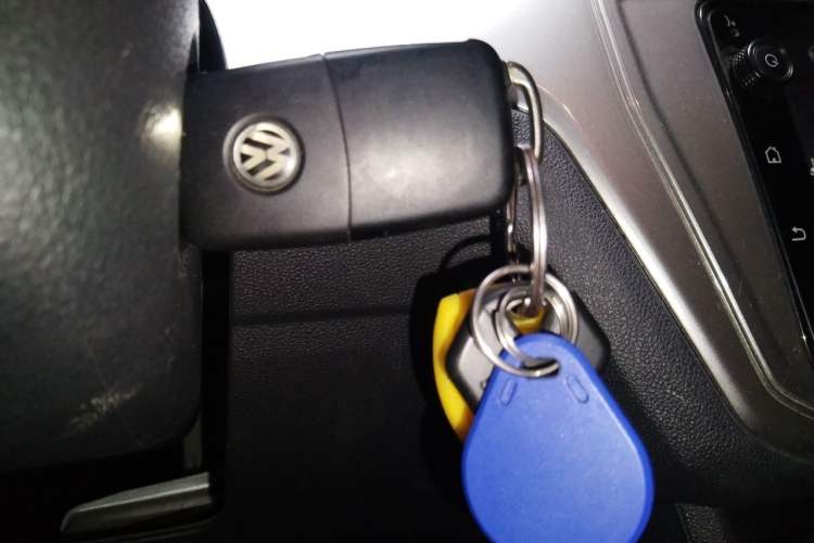 Used Volkswagen Lavida 2017 1.6L Automatic Fashion Edition Vehicle Key