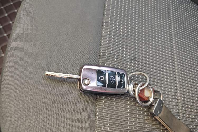 Used Volkswagen Lavida 2017 1.6L Automatic Fashion Edition Vehicle Key