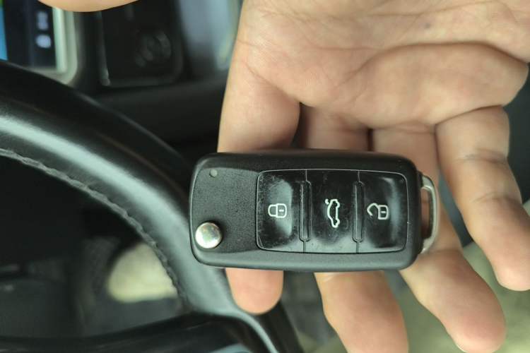 Used Volkswagen Lavida 2017 230TSI DSG Comfort Edition Vehicle Key