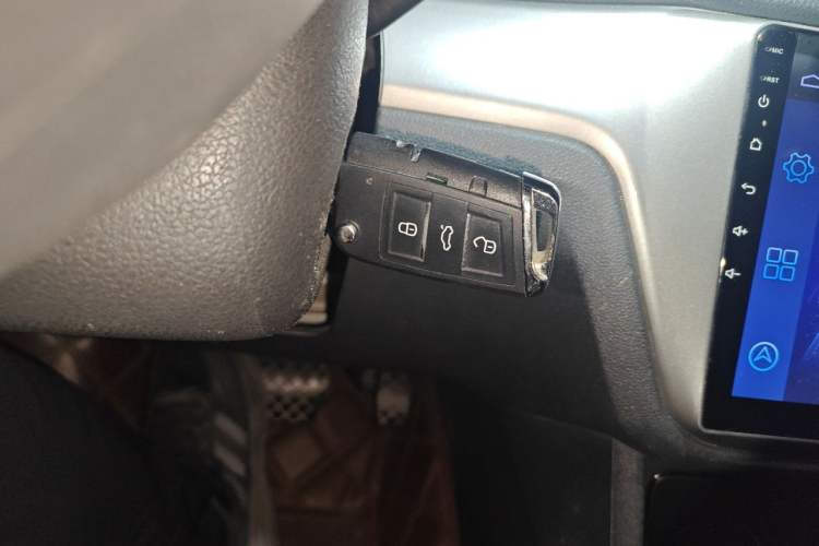 Used Volkswagen Lavida 2017 1.6L Automatic Fashion Edition Vehicle Key