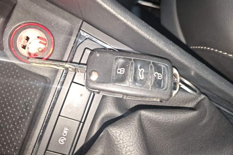 Used Volkswagen Lavida 2017 230TSI DSG Comfort Edition Vehicle Key