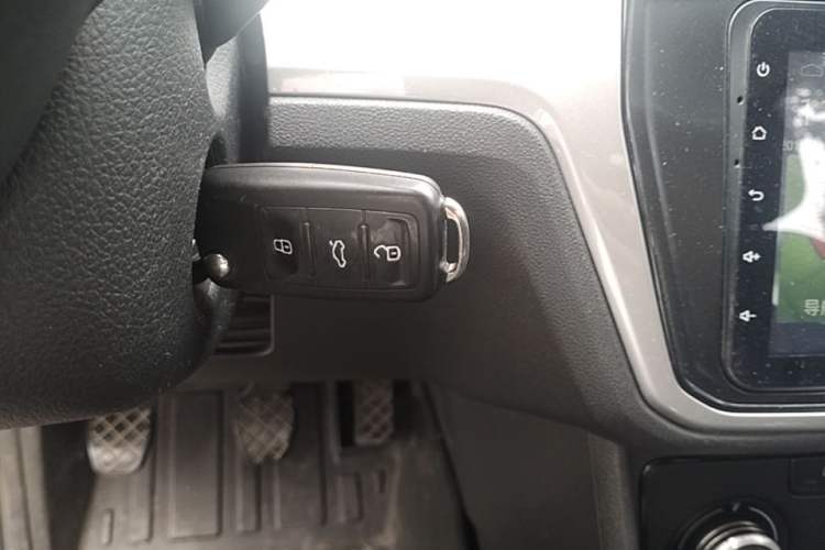 Used Volkswagen Lavida 2017 1.6L Manual Fashion Edition Vehicle Key