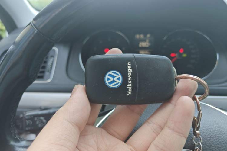 Used Volkswagen Lavida 2017 1.6L Automatic Comfort Edition Vehicle Key