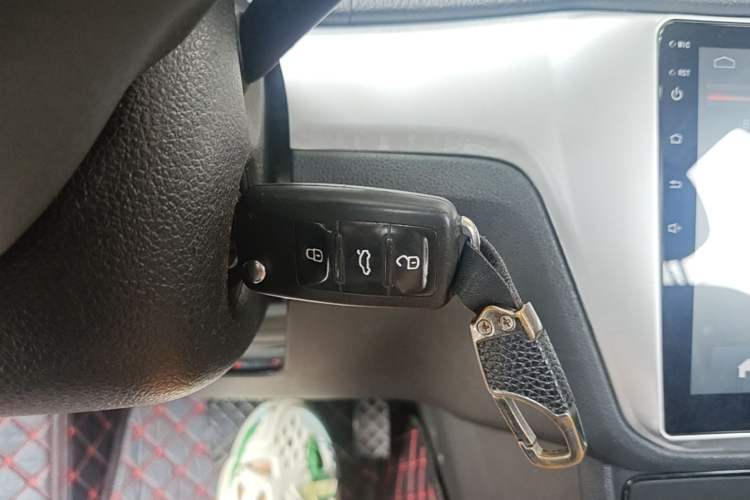 Used Volkswagen Lavida 2017 1.6L Automatic Fashion Edition Vehicle Key