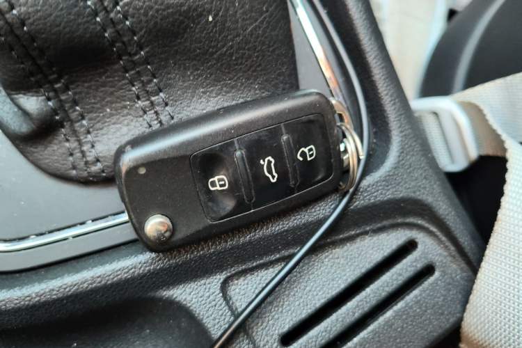 Used Volkswagen Lavida 2017 1.6L Automatic Comfort Edition Vehicle Key