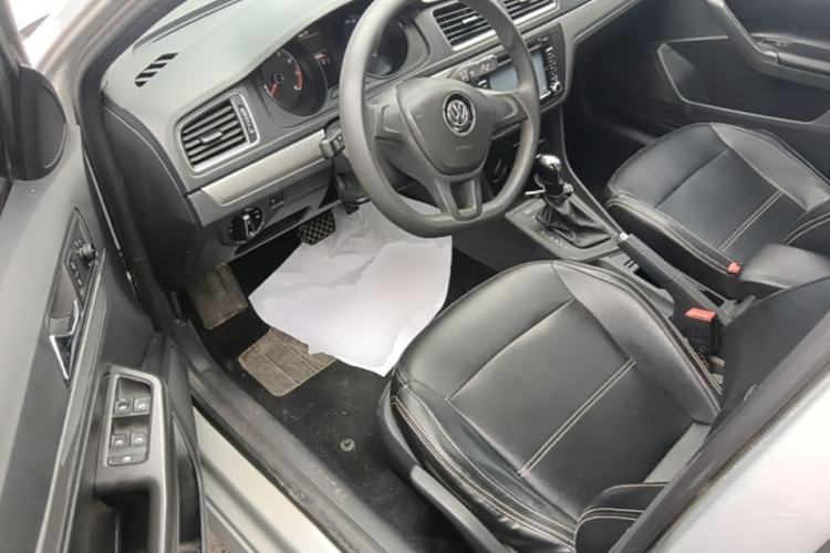 Used Volkswagen Lavida 2017 1.6L Automatic Fashion Edition Driver Seat
