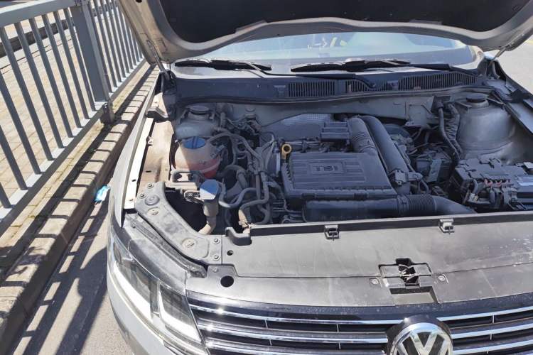 Used Volkswagen Lavida 2017 230TSI DSG Comfort Edition Engine Bay Right