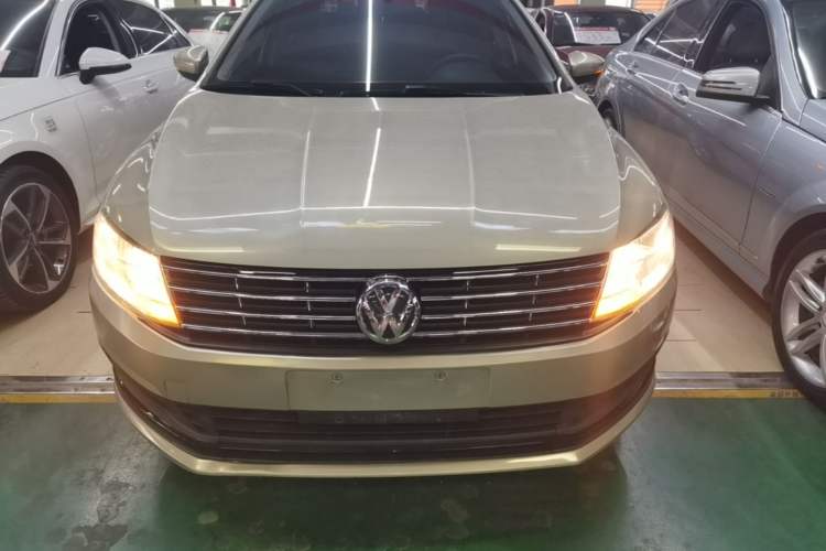 Used Volkswagen Lavida 2017 1.6L Automatic Fashion Edition Front