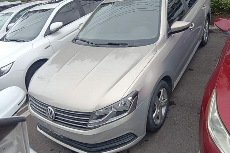 Used Volkswagen Lavida 2017 1.6L Automatic Fashion Edition Front