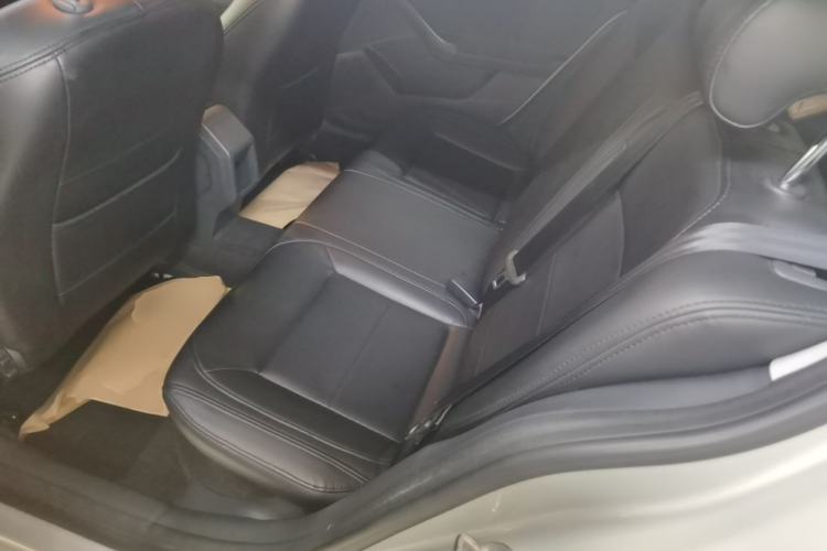 Used Volkswagen Lavida 2017 1.6L Automatic Fashion Edition Left Rear Seat
