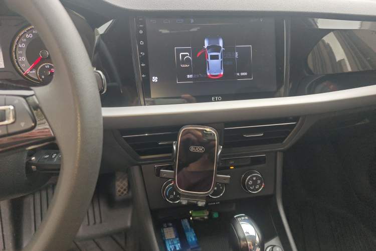 Used Volkswagen Lavida 2018 280TSI DSG Comfort Edition China V Standard Audio And AC Panel