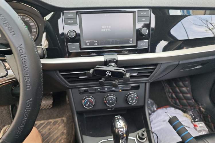 Used Volkswagen Lavida 2018 280TSI DSG Comfort Edition China V Standard Audio And AC Panel