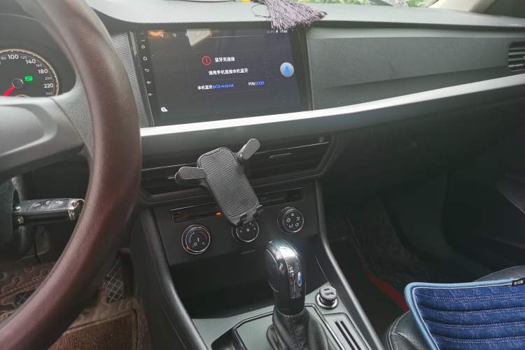 Used Volkswagen Lavida 2018 1.5L Automatic Fashion Edition China V Standard Audio And AC Panel