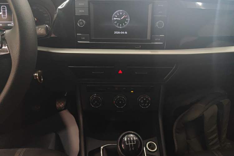 Used Volkswagen Lavida 2018 1.5L Manual Comfort Edition China V Standard Audio And AC Panel