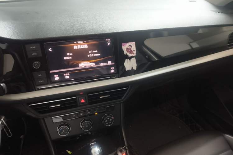 Used Volkswagen Lavida 2018 1.5L Automatic Comfort Edition China V Standard Audio And AC Panel