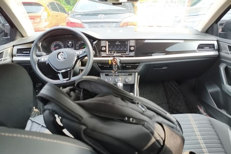 Used Volkswagen Lavida 2018 280TSI DSG Comfort Edition China V Standard Center Console