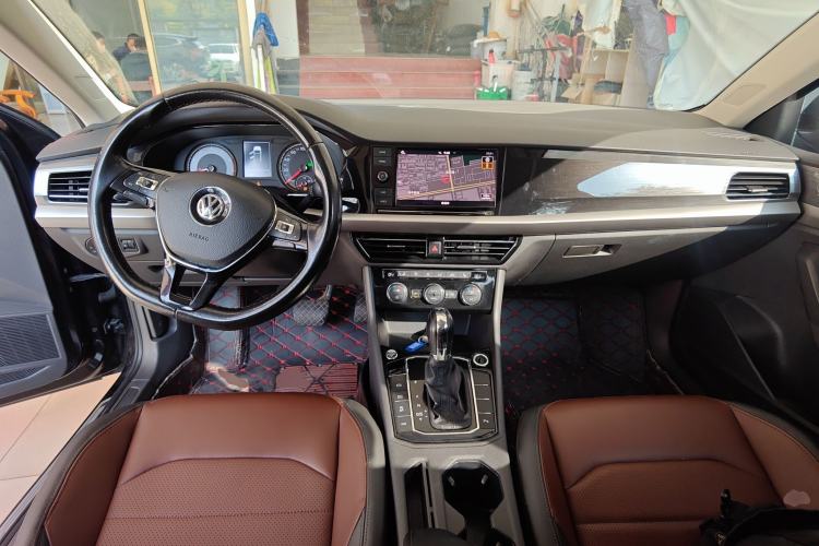 Used Volkswagen Lavida 2018 280TSI DSG Luxury Edition China V Standard Center Console