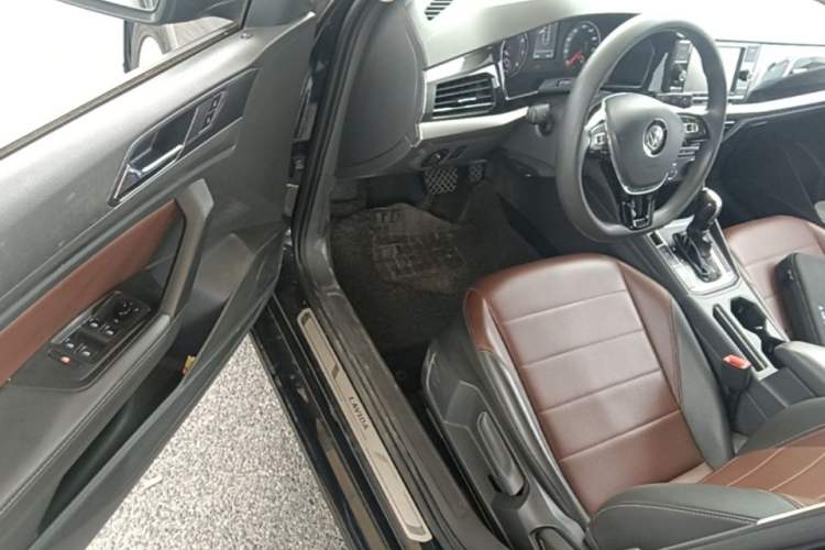 Used Volkswagen Lavida 2018 1.5L Automatic Comfort Edition China V Standard Driver Seat