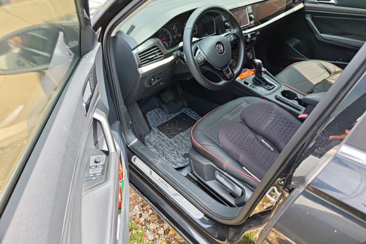 Used Volkswagen Lavida 2018 280TSI DSG Comfort Edition China V Standard Driver Seat