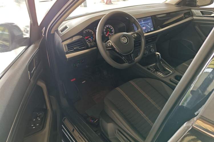 Used Volkswagen Lavida 2018 280TSI DSG Comfort Edition China V Standard Driver Seat