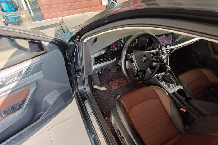Used Volkswagen Lavida 2018 280TSI DSG Luxury Edition China V Standard Driver Seat
