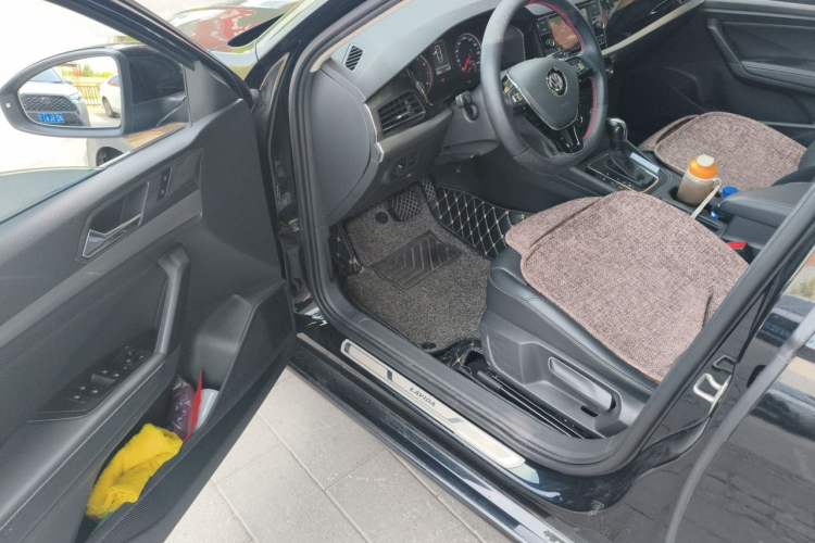 Used Volkswagen Lavida 2018 1.5L Automatic Comfort Edition China V Standard Driver Seat