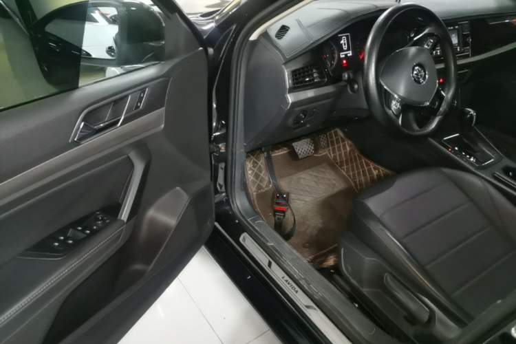 Used Volkswagen Lavida 2018 1.5L Automatic Comfort Edition China V Standard Driver Seat