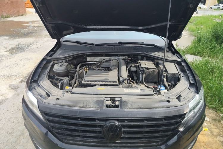 Used Volkswagen Lavida 2018 280TSI DSG Comfort Edition China V Standard Engine Bay