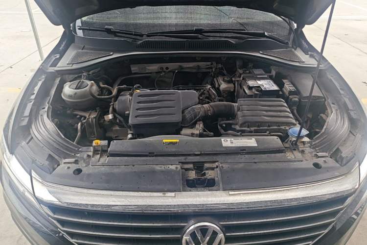 Used Volkswagen Lavida 2018 1.5L Manual Comfort Edition China V Standard Engine Bay