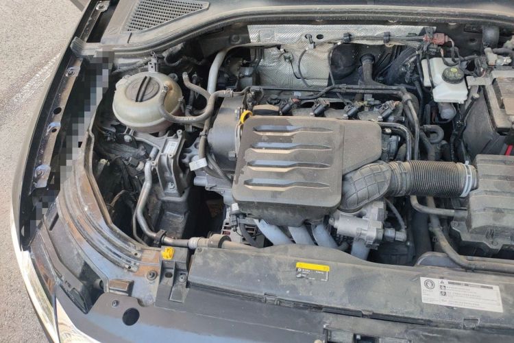 Used Volkswagen Lavida 2018 1.5L Automatic Comfort Edition China V Standard Engine Bay Right