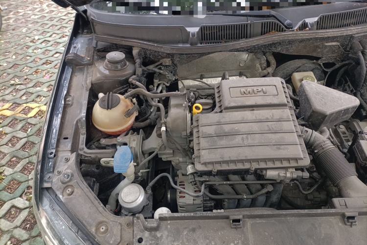 Used Volkswagen Lavida 2018 Classic 1.5L Automatic Fashion Edition China VI Standard Engine Bay Right