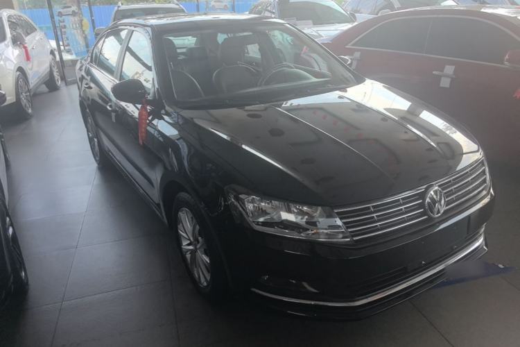 Used Volkswagen Lavida 2018 Classic 1.5L Automatic Comfort Edition China VI Standard Front Right 45 Deg