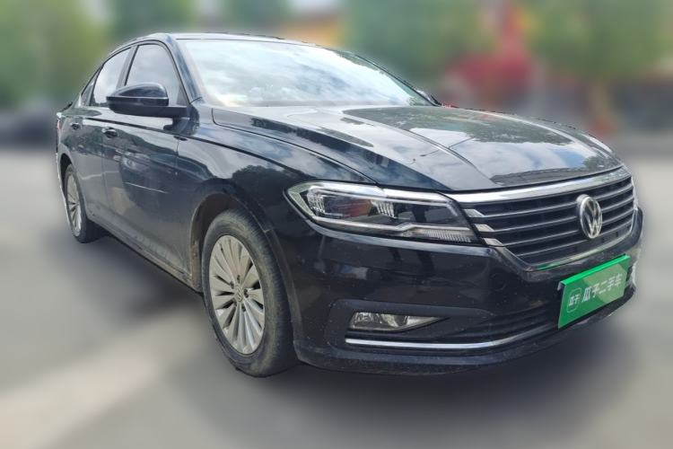 Used Volkswagen Lavida 2018 1.5L Automatic Comfort Edition China V Standard Front Right 45 Deg