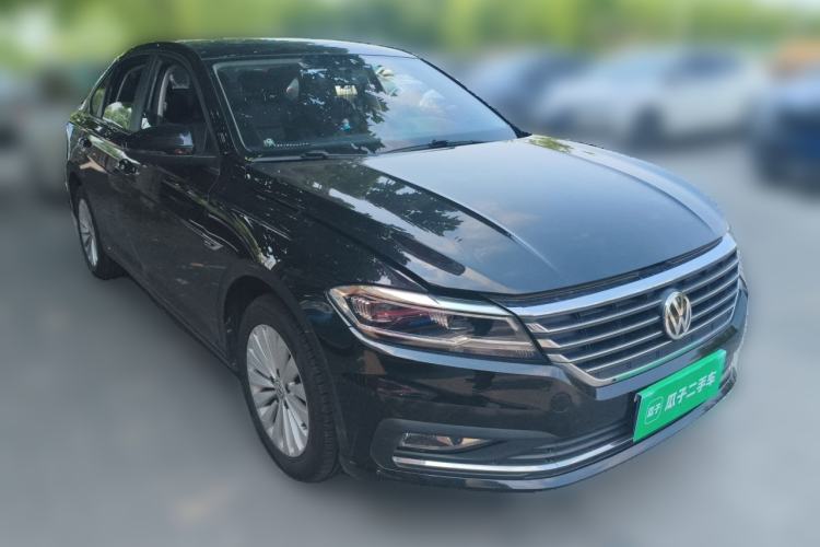 Used Volkswagen Lavida 2018 1.5L Automatic Comfort Edition China V Standard Front Right 45 Deg