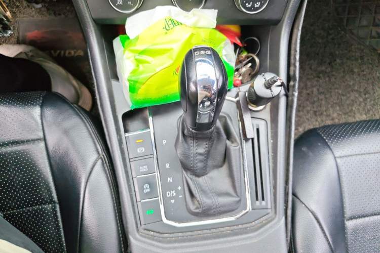 Used Volkswagen Lavida 2018 280TSI DSG Comfort Edition China V Standard Gear Lever