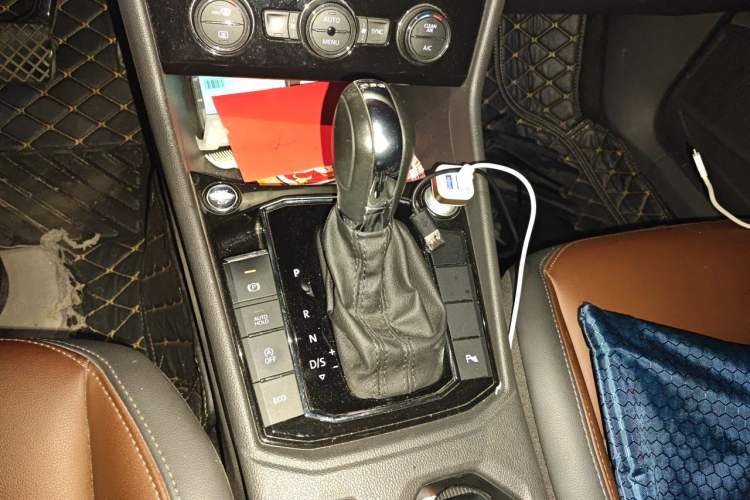 Used Volkswagen Lavida 2018 280TSI DSG Luxury Edition China V Standard Gear Lever