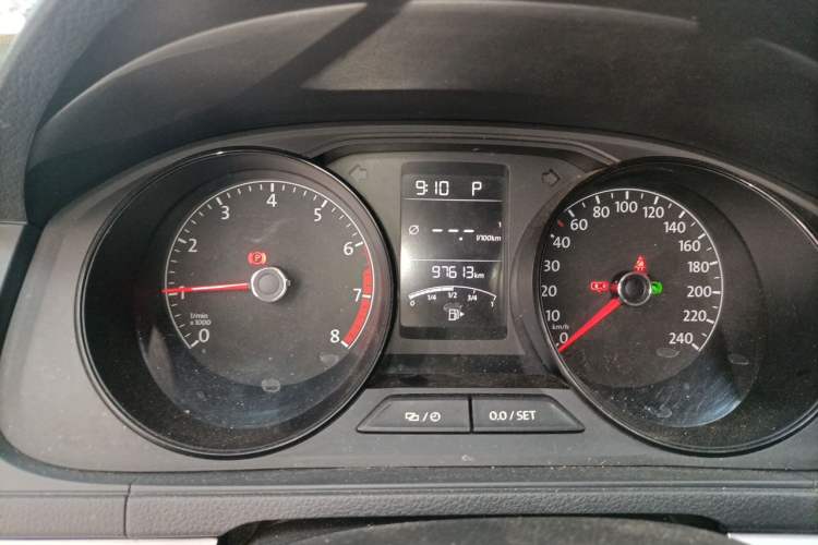 Used Volkswagen Lavida 2018 Classic 1.5L Automatic Fashion Edition China VI Standard Instrument Cluster