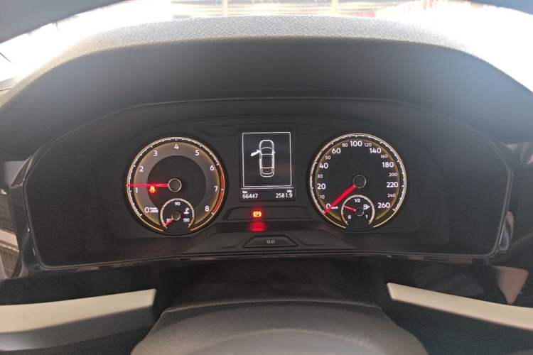 Used Volkswagen Lavida 2018 Hatchback 200TSI DSG Comfort Edition China V Standard Instrument Cluster