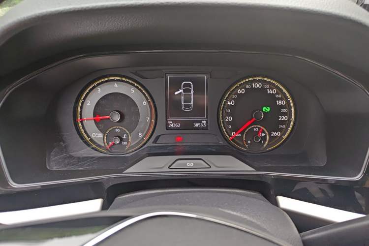 Used Volkswagen Lavida 2018 1.5L Automatic Comfort Edition China V Standard Instrument Cluster