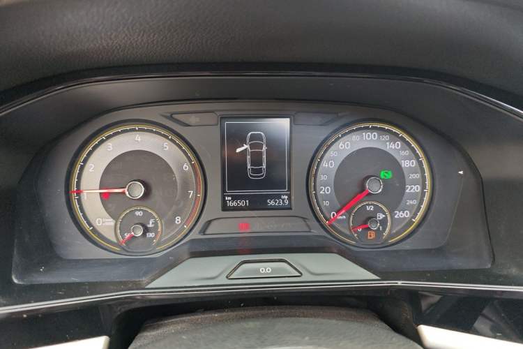 Used Volkswagen Lavida 2018 280TSI DSG Comfort Edition China V Standard Instrument Cluster