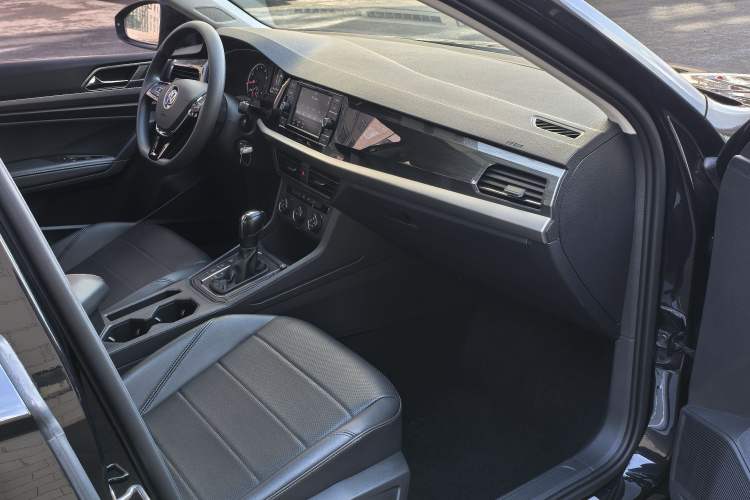 Used Volkswagen Lavida 2018 1.5L Automatic Comfort Edition China V Standard Interior 3