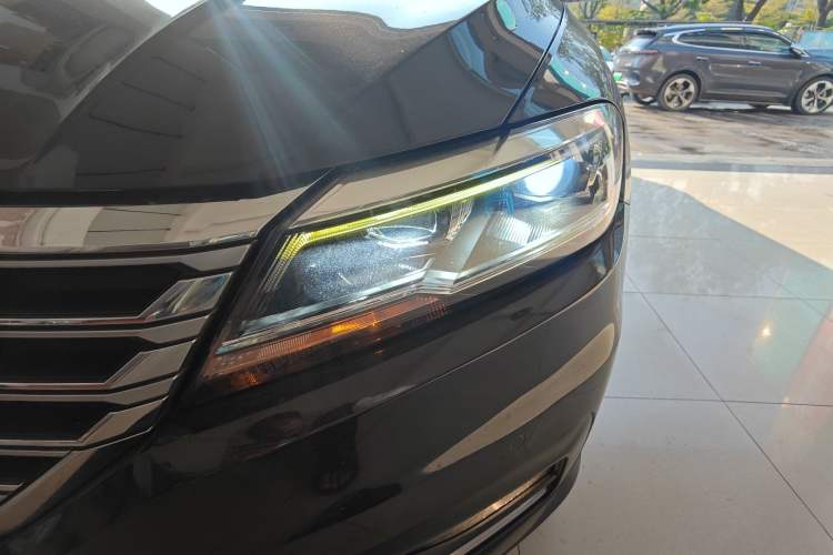 Used Volkswagen Lavida 2018 280TSI DSG Luxury Edition China V Standard Left Front Headlight