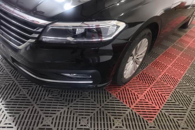 Used Volkswagen Lavida 2018 1.5L Automatic Comfort Edition China V Standard Left Front Headlight
