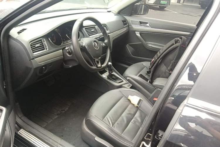 Used Volkswagen Lavida 2018 Classic 1.5L Automatic Comfort Edition China VI Standard Left Front Seat