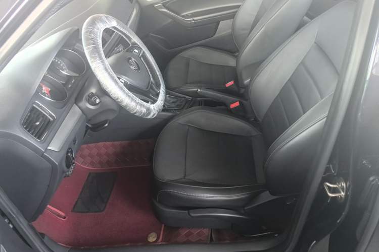Used Volkswagen Lavida 2018 Classic 1.5L Automatic Comfort Edition China VI Standard Left Front Seat