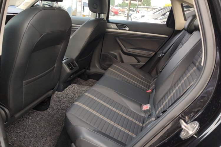 Used Volkswagen Lavida 2018 280TSI DSG Comfort Edition China V Standard Left Rear Seat