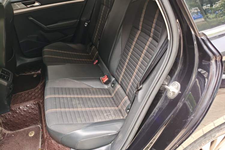 Used Volkswagen Lavida 2018 280TSI DSG Comfort Edition China V Standard Left Rear Seat