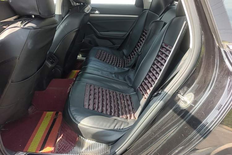 Used Volkswagen Lavida 2018 1.5L Automatic Comfort Edition China V Standard Left Rear Seat