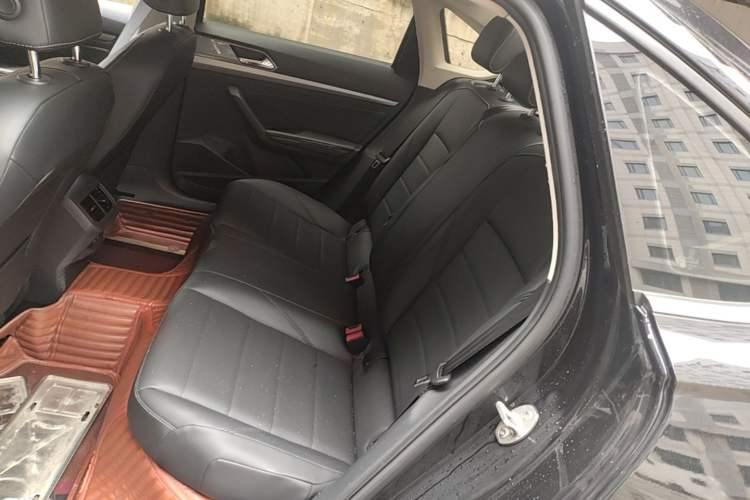 Used Volkswagen Lavida 2018 1.5L Automatic Comfort Edition China V Standard Left Rear Seat