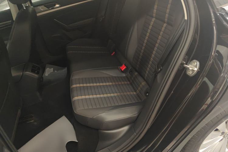 Used Volkswagen Lavida 2018 1.5L Manual Comfort Edition China V Standard Left Rear Seat